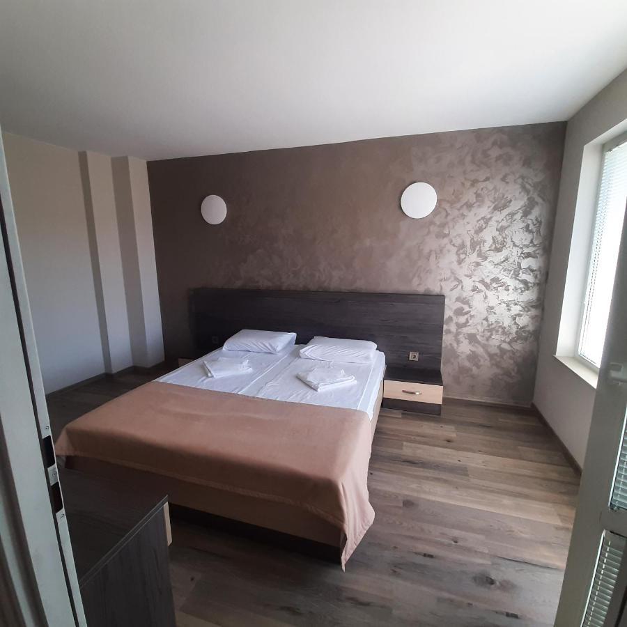 Gradina Hotel Черноморец Екстериор снимка