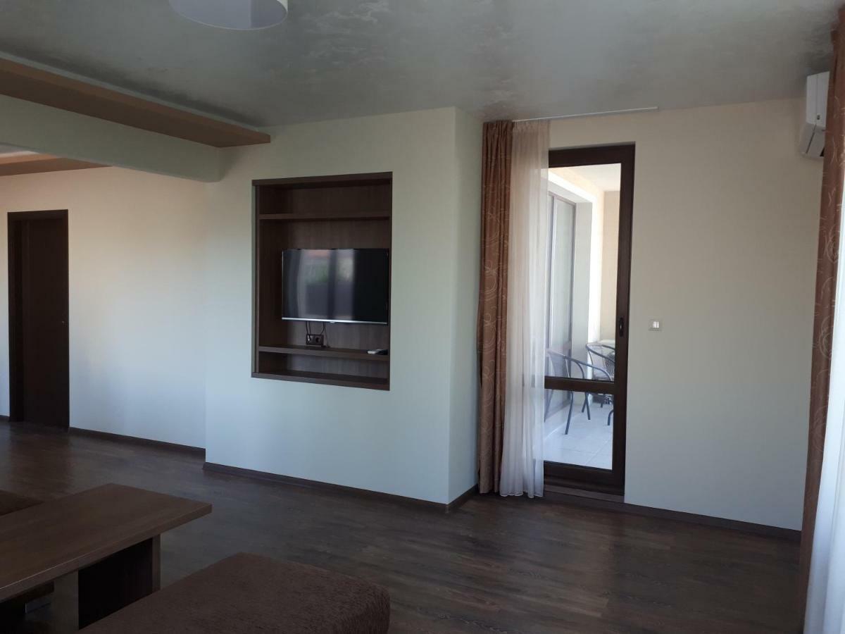 Gradina Hotel Черноморец Екстериор снимка